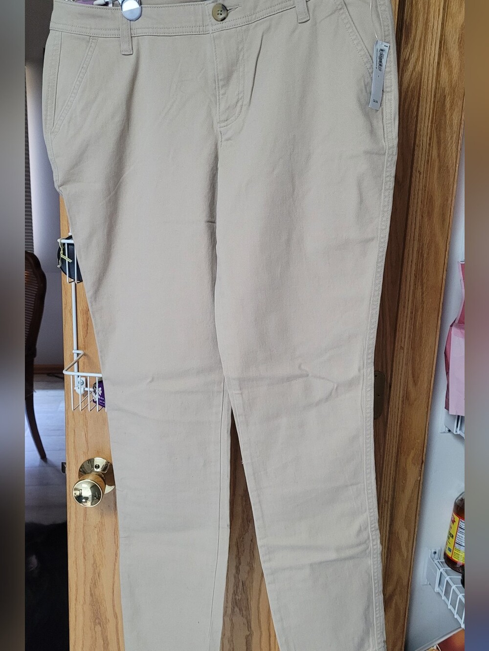 2 Pair Of Womens Old Navy Pants Brand New With Tags Both Size 8 One Denim, 1 Tan